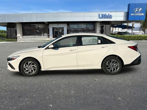 2026 Hyundai ELANTRA HEV Blue