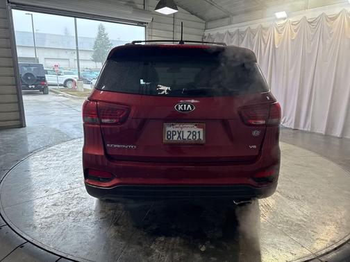 2020 Kia Sorento S