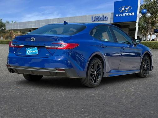 Reservoir Blue 2025 Toyota Camry SE