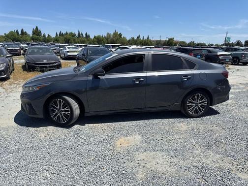 Gravity Gray 2024 Kia Forte GT-Line