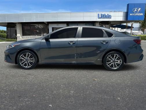 Gravity Gray 2024 Kia Forte GT-Line