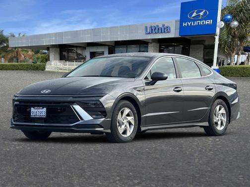 2025 Hyundai SONATA SE