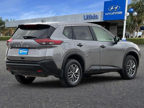 2021 Nissan Rogue S