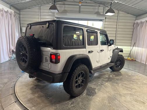 2024 Jeep Wrangler 4xe Willys