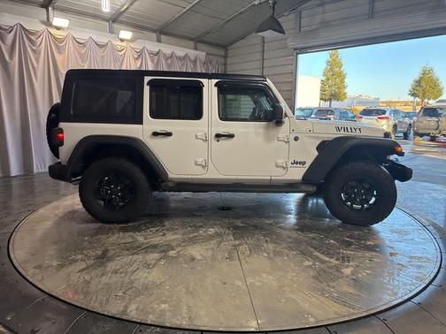 2024 Jeep Wrangler 4xe Willys