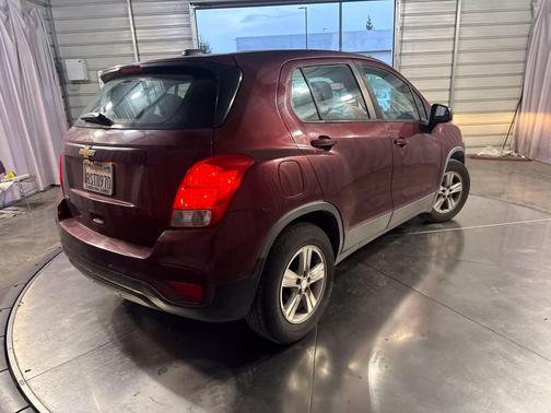 Crimson Metallic 2017 Chevrolet Trax LS
