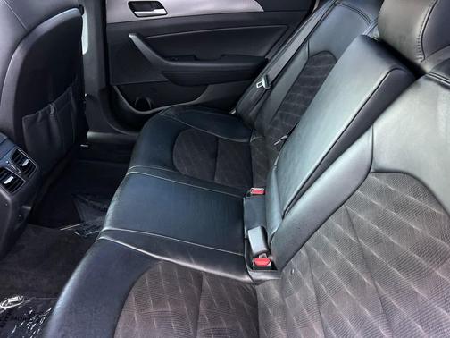 Quartz White Pearl 2019 Hyundai SONATA Sport