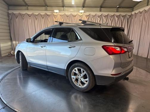 Silver Ice Metallic 2018 Chevrolet Equinox Premier