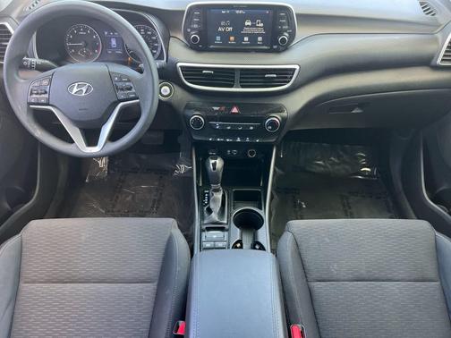 Black Noir Pearl 2021 Hyundai TUCSON Value