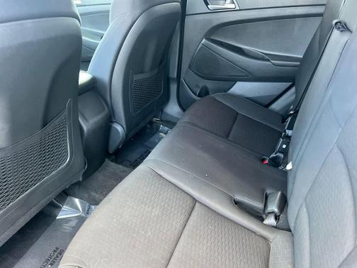 Black Noir Pearl 2021 Hyundai TUCSON Value