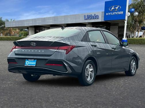 Amazon Gray 2026 Hyundai ELANTRA SE