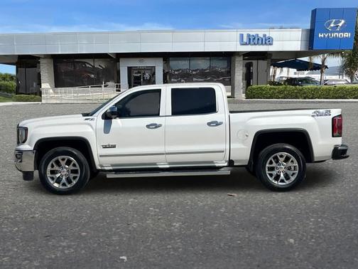 2017 GMC Sierra 1500 SLT