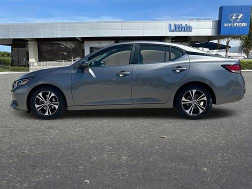 Gun Metallic 2022 Nissan Sentra SV