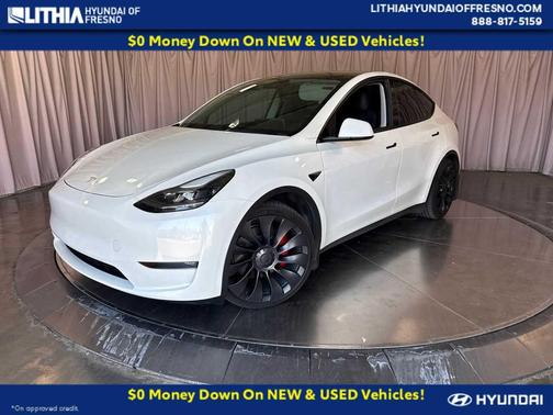 Pearl White Multi-Coat 2023 Tesla Model Y Performance