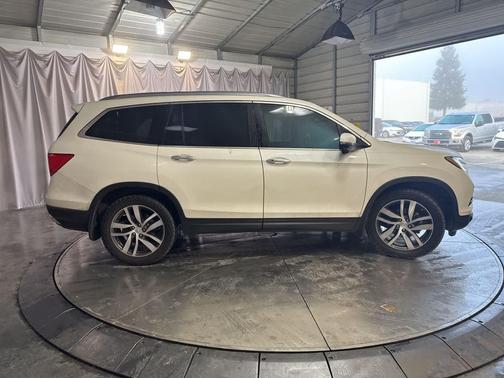 2018 Honda Pilot Touring