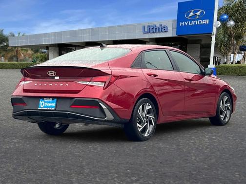 2025 Hyundai ELANTRA Sport