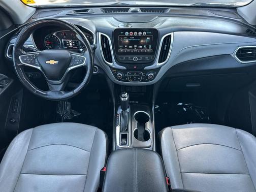Silver Ice Metallic 2018 Chevrolet Equinox Premier