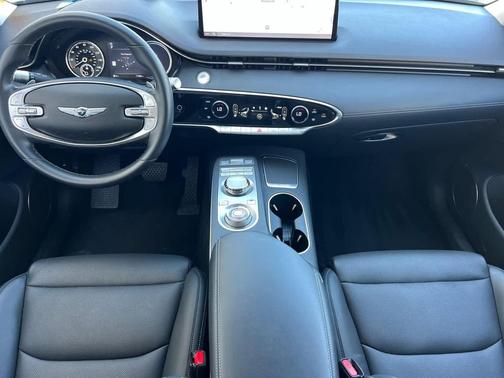2025 Genesis GV70 2.5T