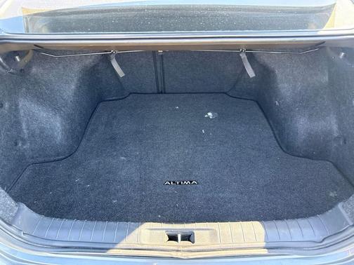 Gun Metallic 2015 Nissan Altima 2.5 S