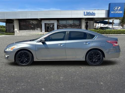 Gun Metallic 2015 Nissan Altima 2.5 S