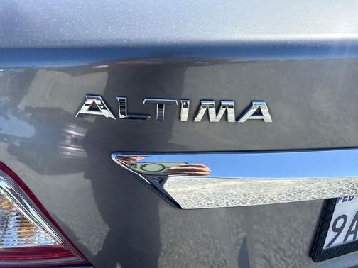 Gun Metallic 2015 Nissan Altima 2.5 S
