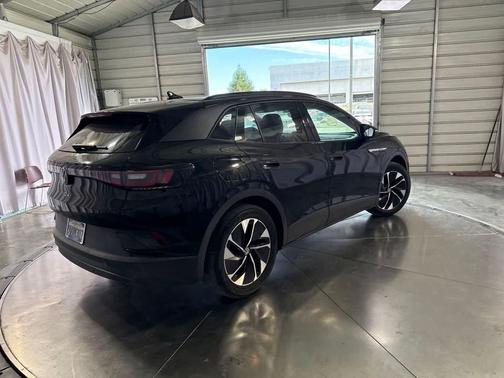 Mythos Black Metallic 2022 Volkswagen ID.4 Pro S