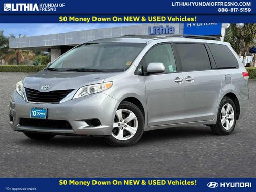2012 Toyota Sienna LE