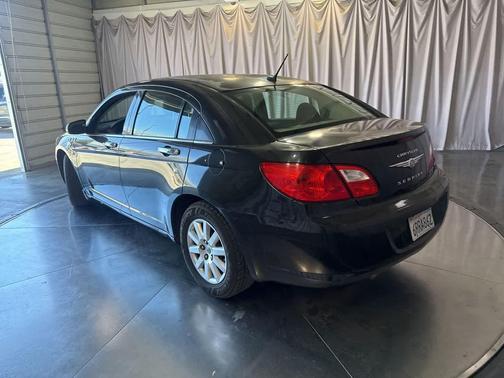 Brilliant Black Crystal Pearlcoat 2010 Chrysler Sebring Touring