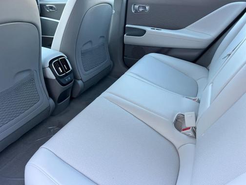 2025 Hyundai IONIQ 6 Limited