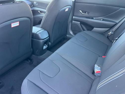 2026 Hyundai ELANTRA HEV Blue