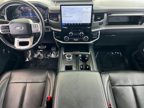 OXFORD WHITE 2024 Ford Expedition XLT