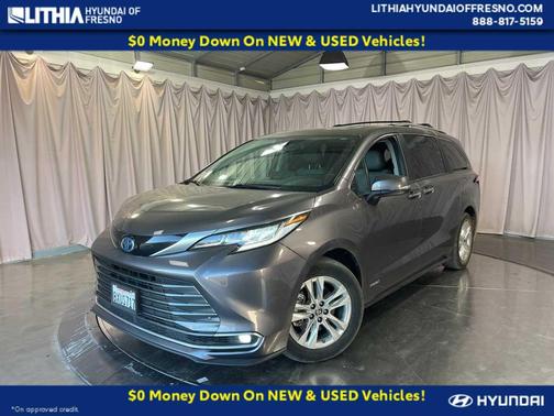 2021 Toyota Sienna Limited 7-Passenger