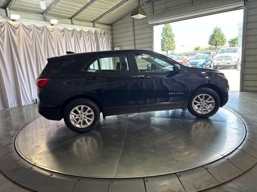 Midnight Blue Metallic 2020 Chevrolet Equinox LS