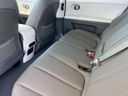 Digital Teal 2026 Hyundai IONIQ 5 SEL