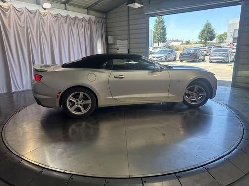 Silver Ice Metallic 2019 Chevrolet Camaro 1LT