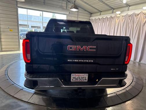 Titanium Rush Metallic 2025 GMC Sierra 1500 SLT
