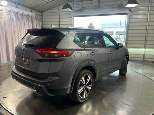 Gun Metallic 2026 Nissan Rogue SL