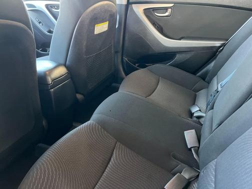 2016 Hyundai ELANTRA Value Edition