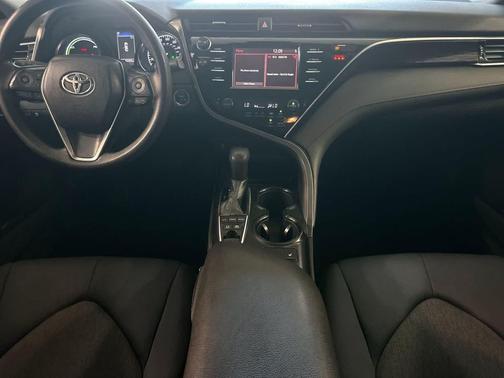 Predawn Gray Mica 2018 Toyota Camry LE