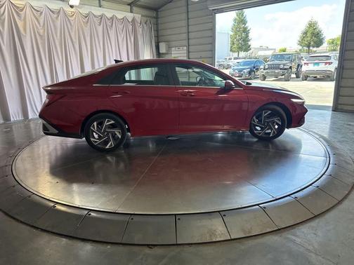 Ultimate Red 2025 Hyundai ELANTRA SEL
