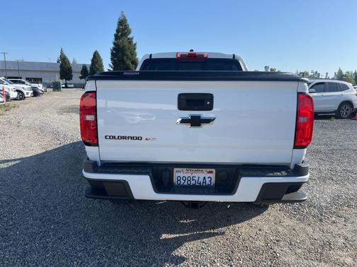 Summit White 2020 Chevrolet Colorado LT