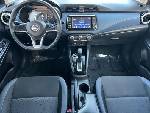 2023 Nissan Versa 1.6 SV