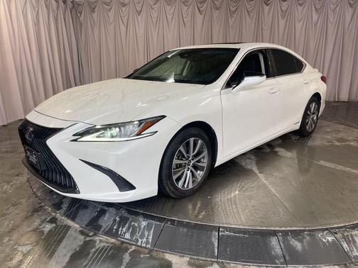 2019 Lexus ES 300h Base