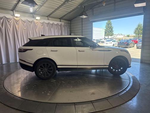 White 2018 Land Rover Range Rover Velar P380 SE R-Dynamic