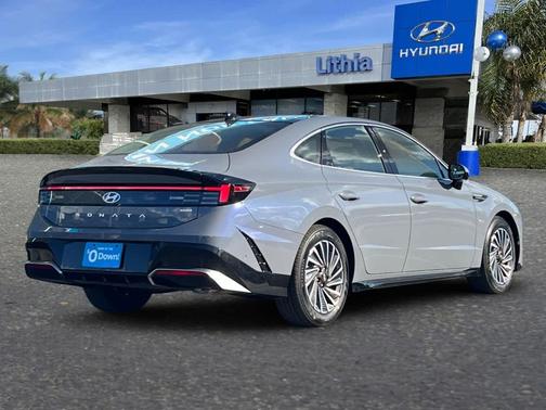 2026 Hyundai SONATA Hybrid Limited