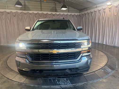 Silver Ice Metallic 2018 Chevrolet Silverado 1500 1LT
