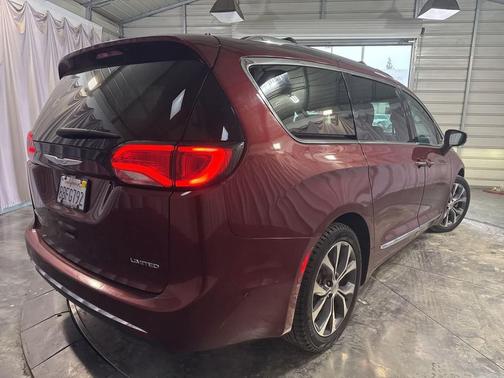 2018 Chrysler Pacifica Limited