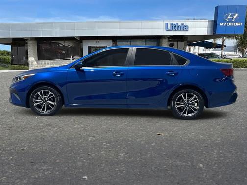 Deep Sea Blue 2023 Kia Forte LXS