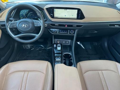 2023 Hyundai SONATA Hybrid Limited