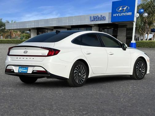 2023 Hyundai SONATA Hybrid Limited